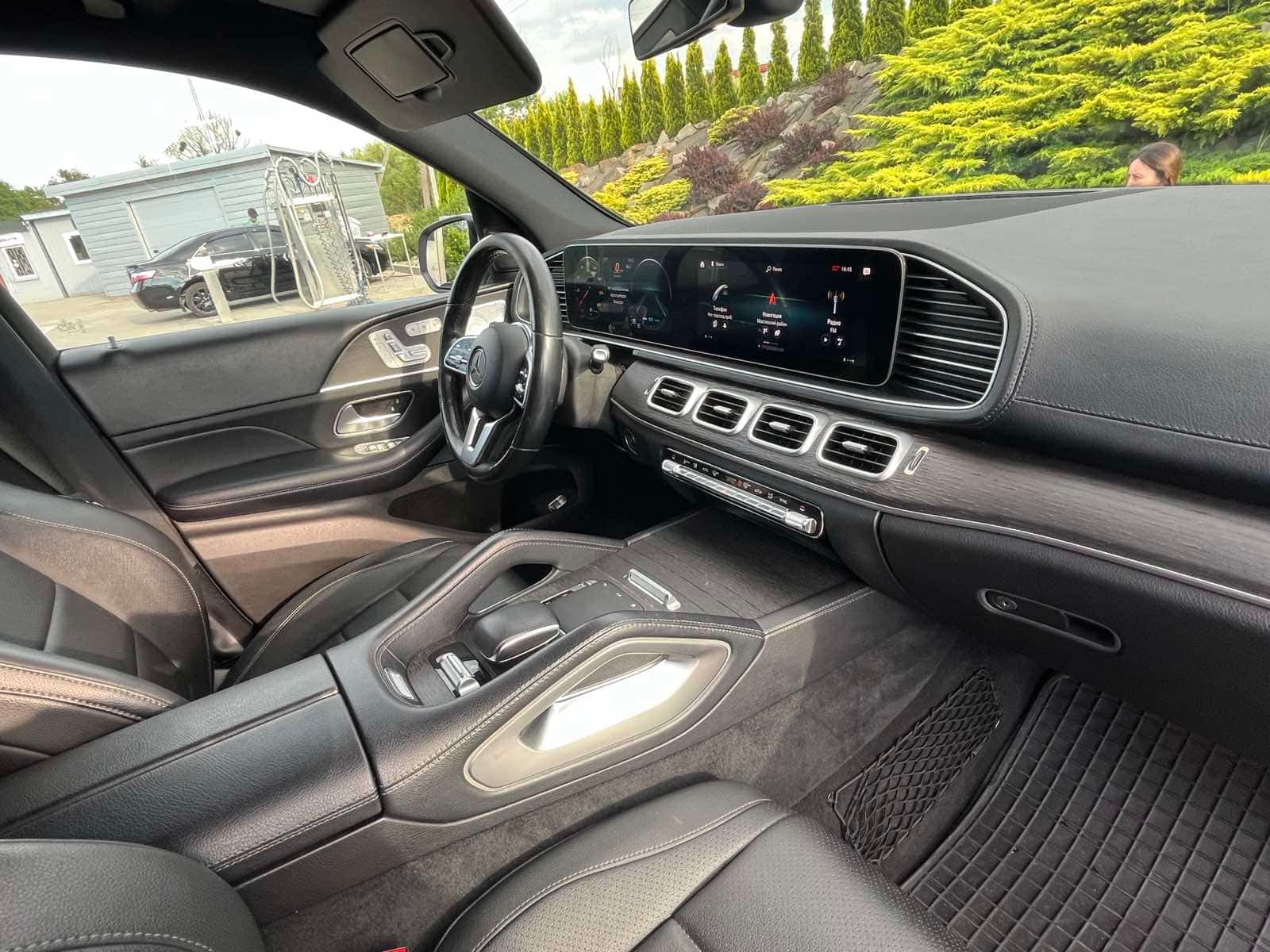 mercedes_gls
